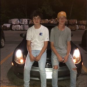 Meet your Posher, Adrian